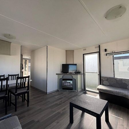 Mobile Home Au Camping New Vennepark Harendijk Dış mekan fotoğraf